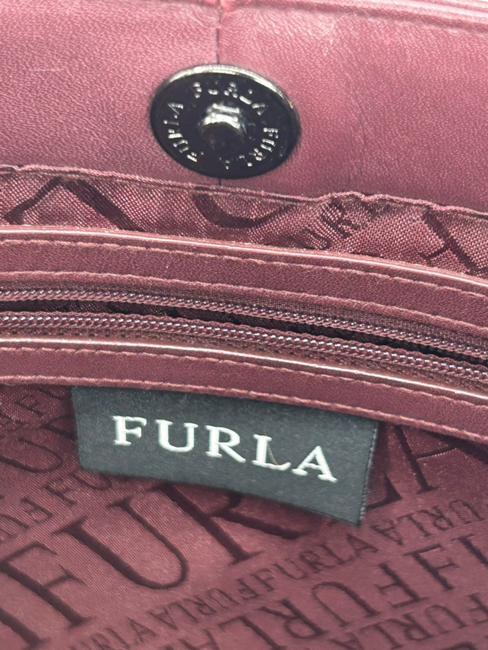 Furla Colorblock Leather Shoulder Bag in Mauve, Burgundy & Cream - Picture 7 of 9